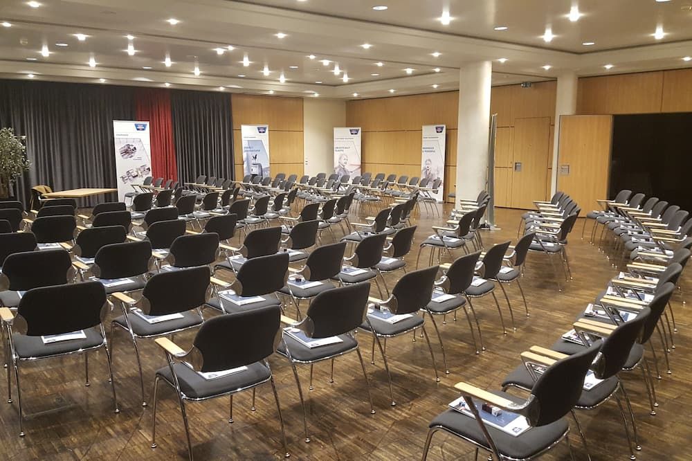 غرفة الاجتماعات