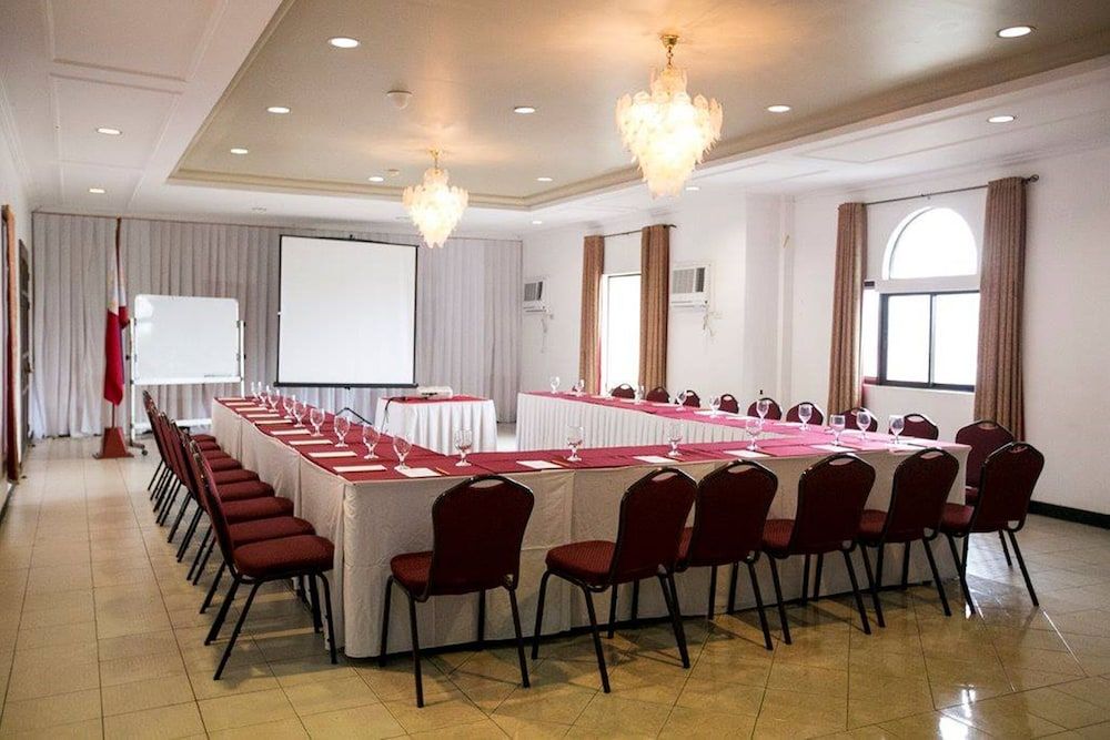 غرفة الاجتماعات