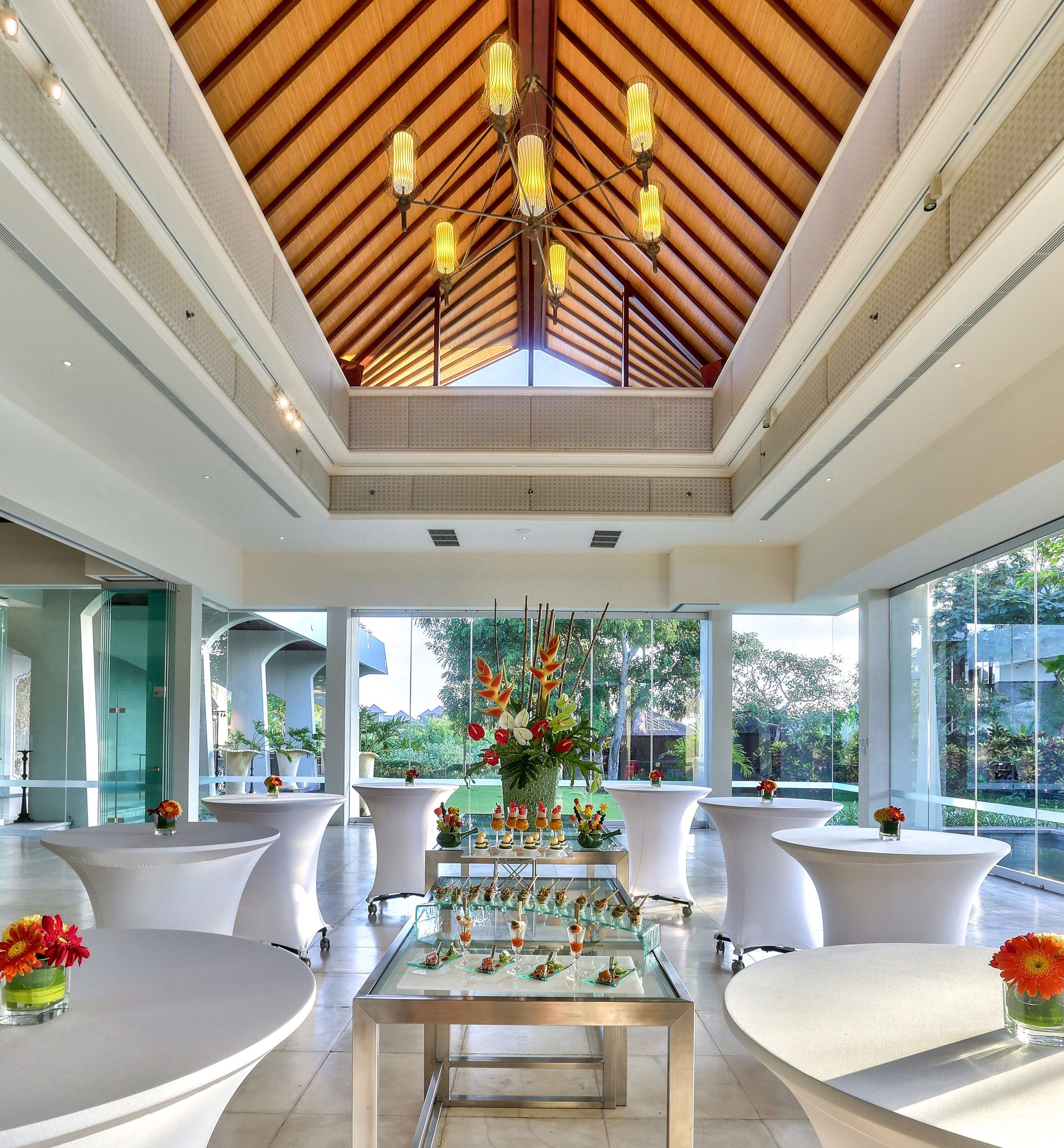 غرفة الاجتماعات