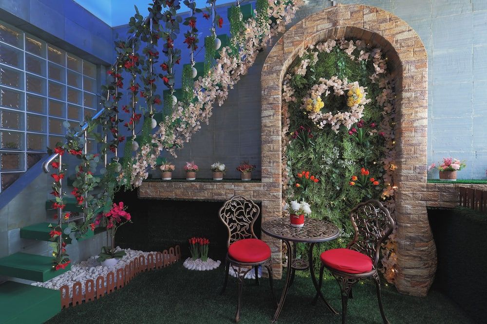 شرفة مرصوفة