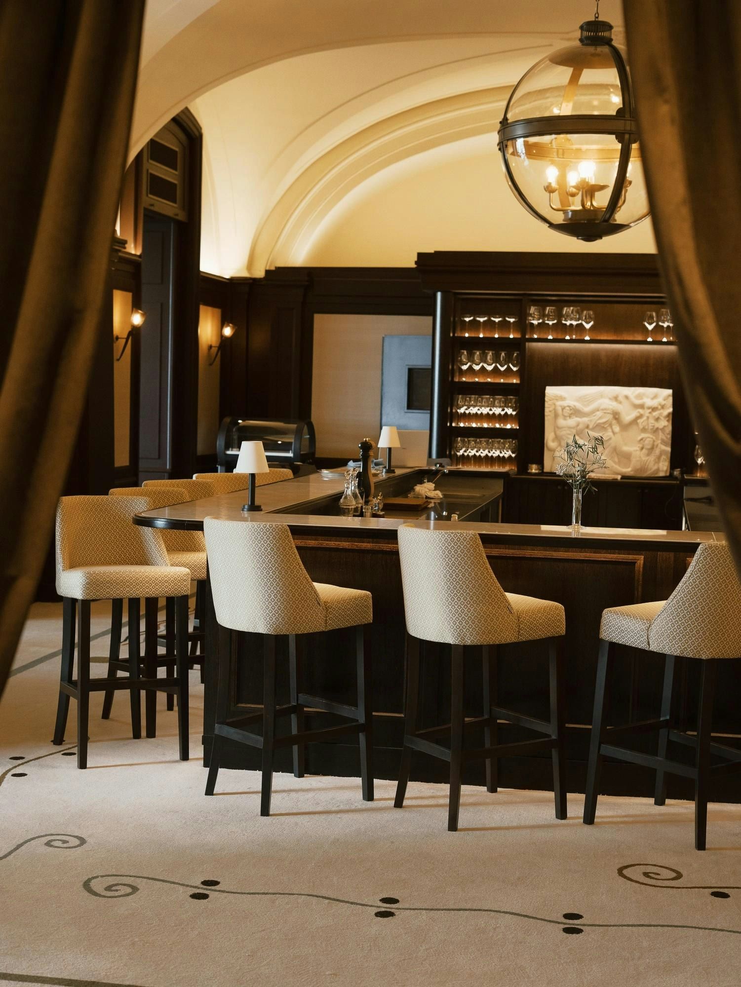 بار