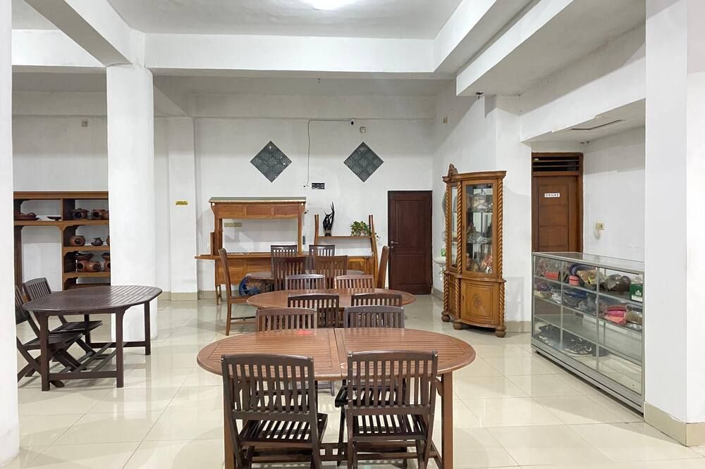 مطعم