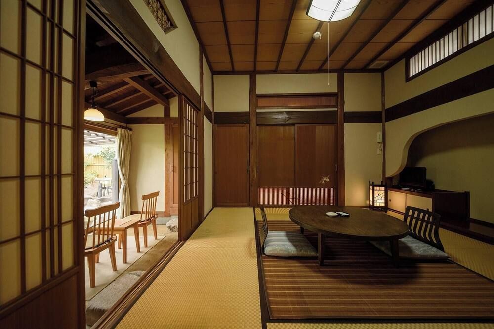 غرفة طعام صورة