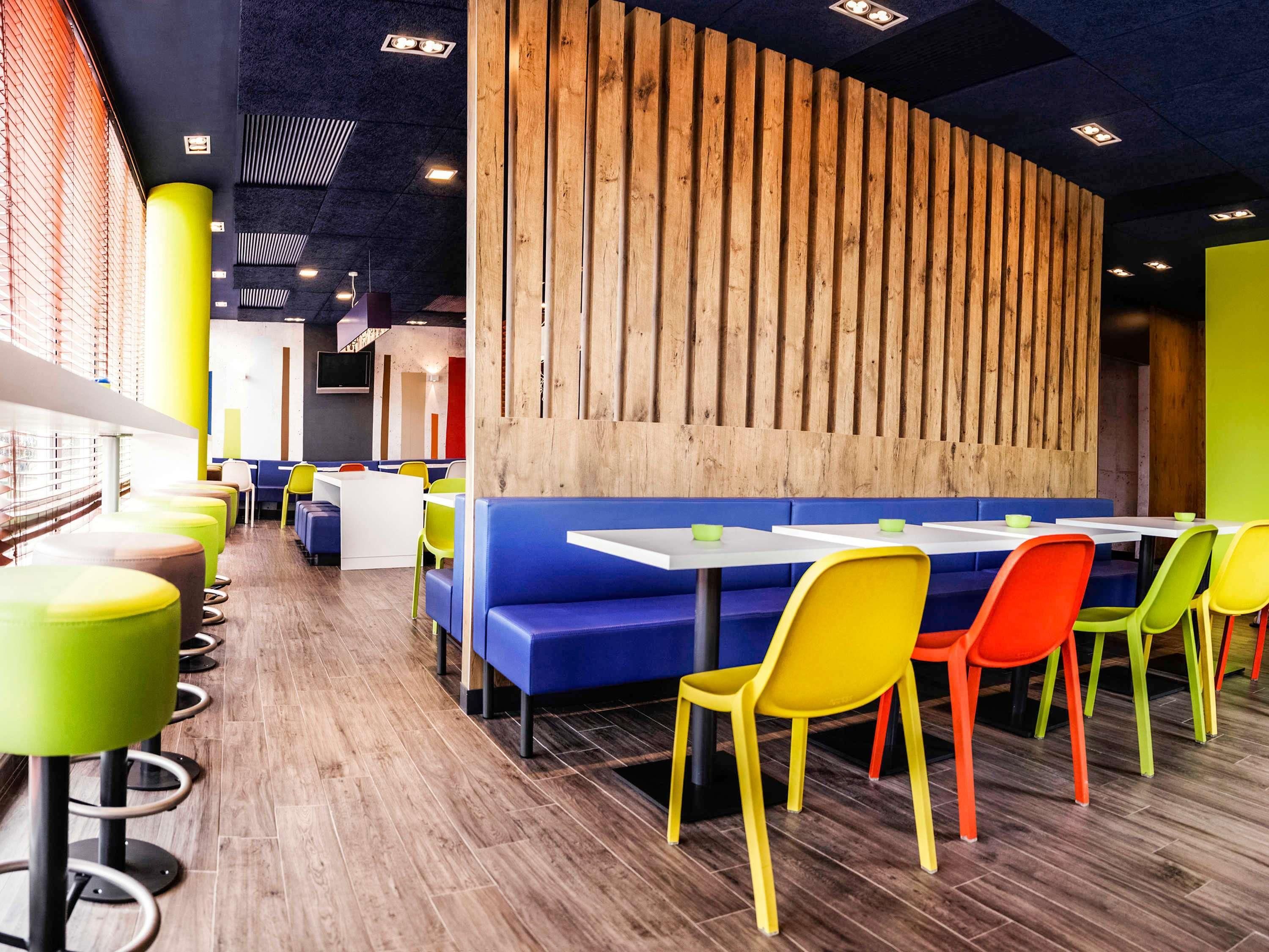 مطعم
