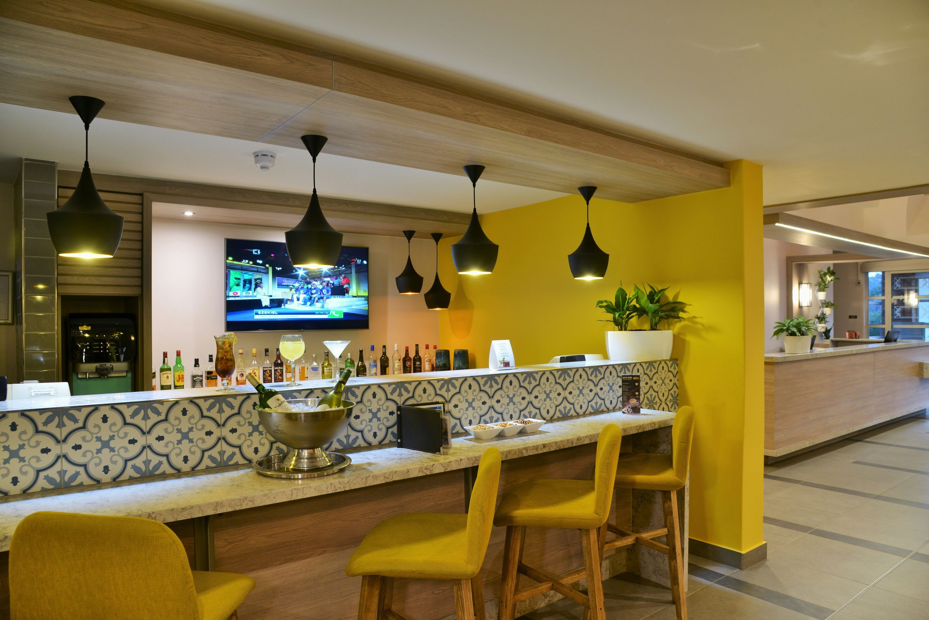 بار