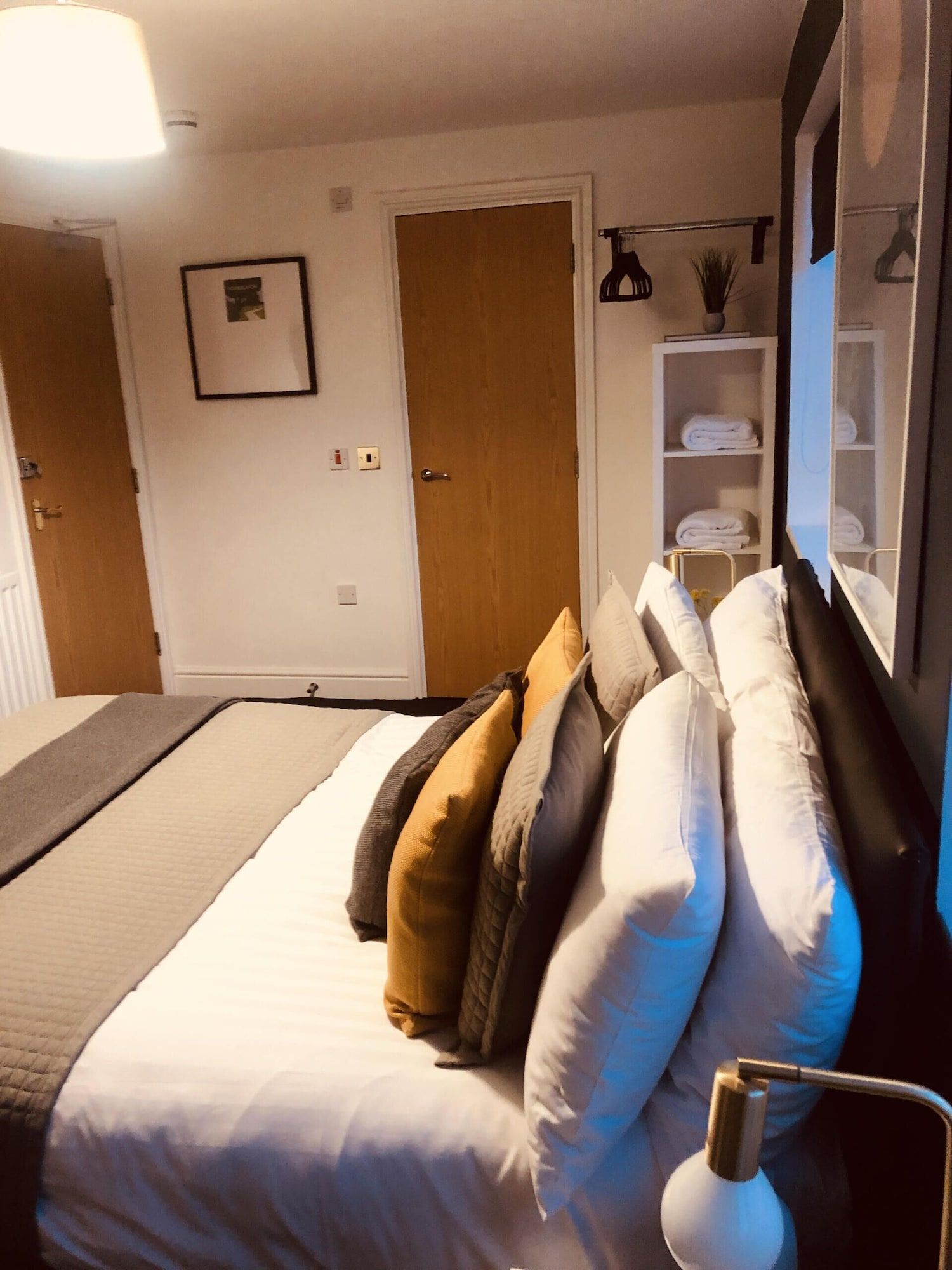آخر