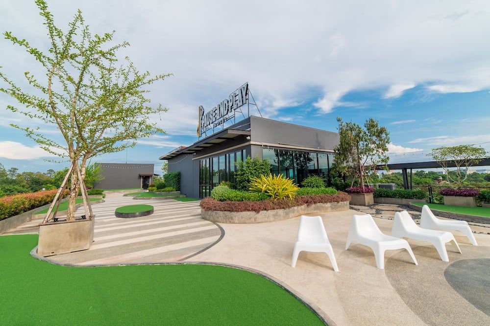 شرفة مرصوفة