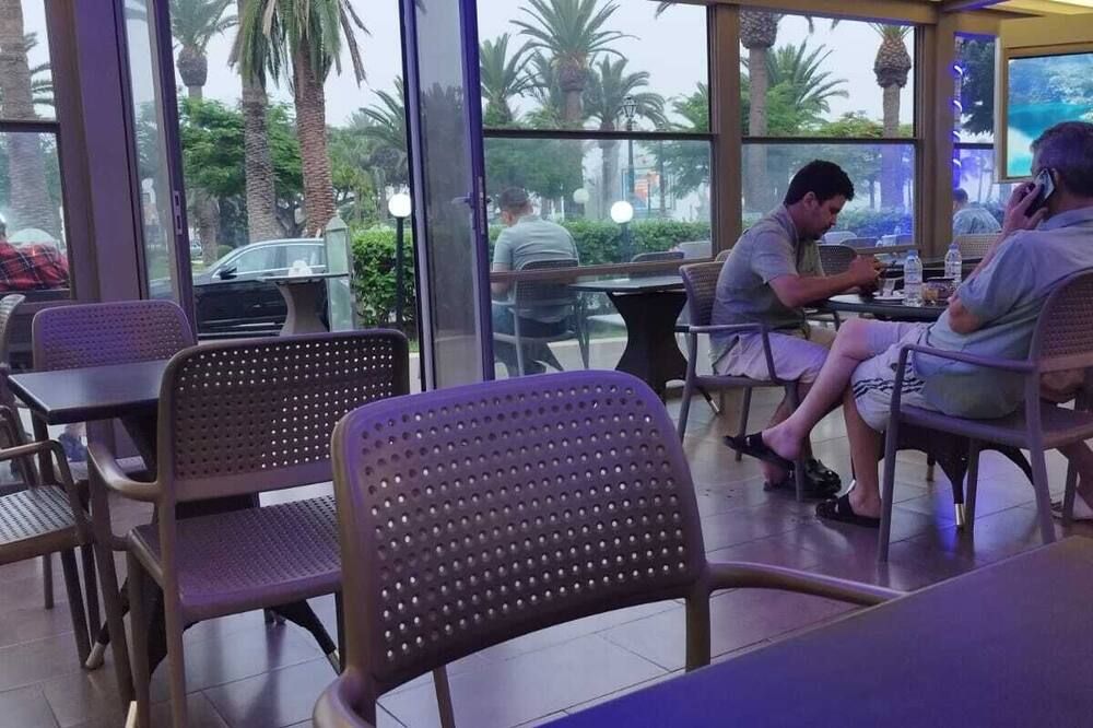 آخر