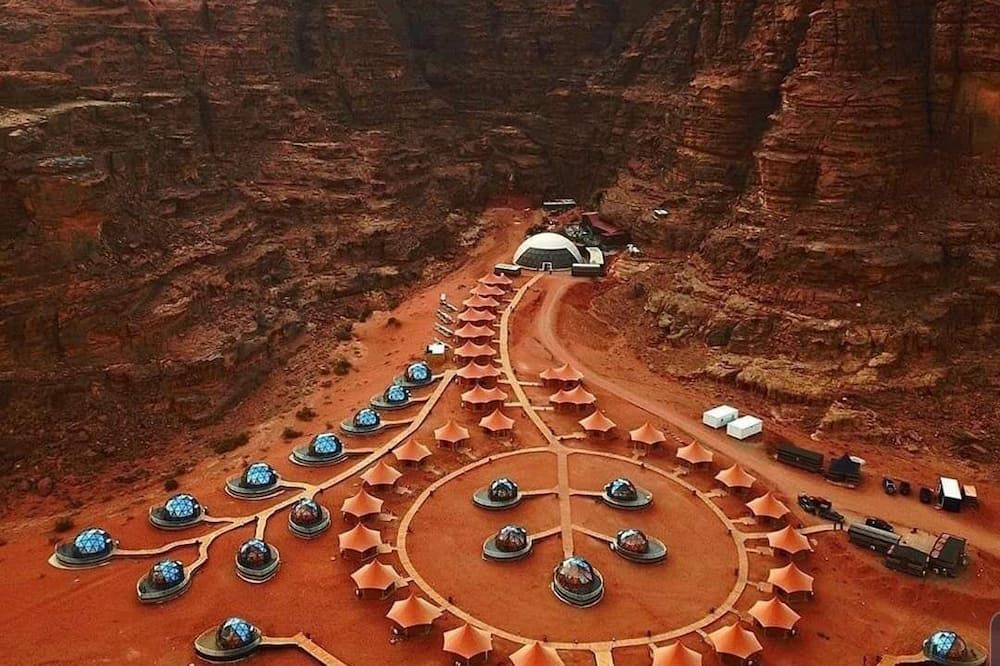 آخر