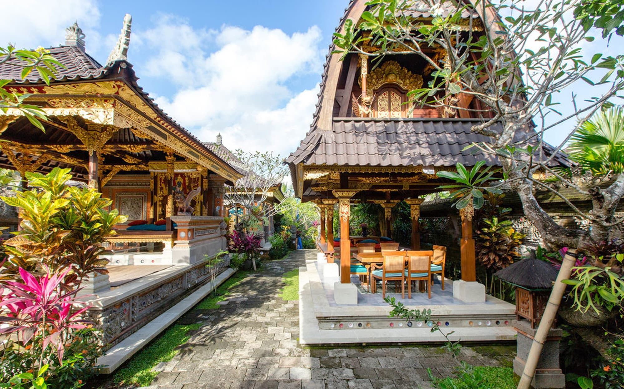 شرفة مرصوفة