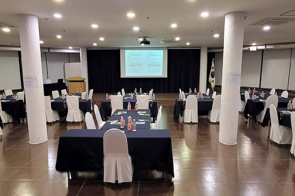 قاعة الولائم