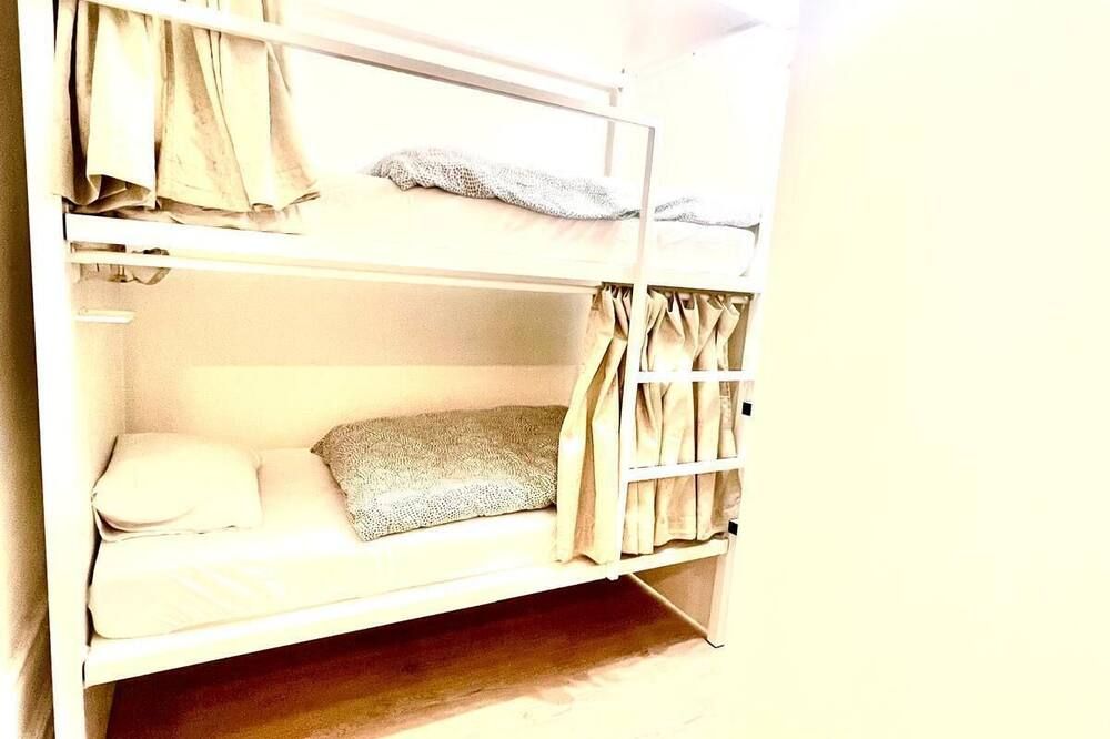 آخر