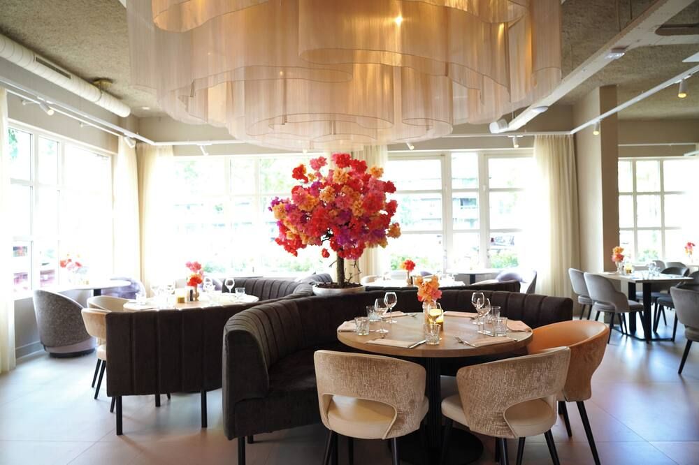 مطعم