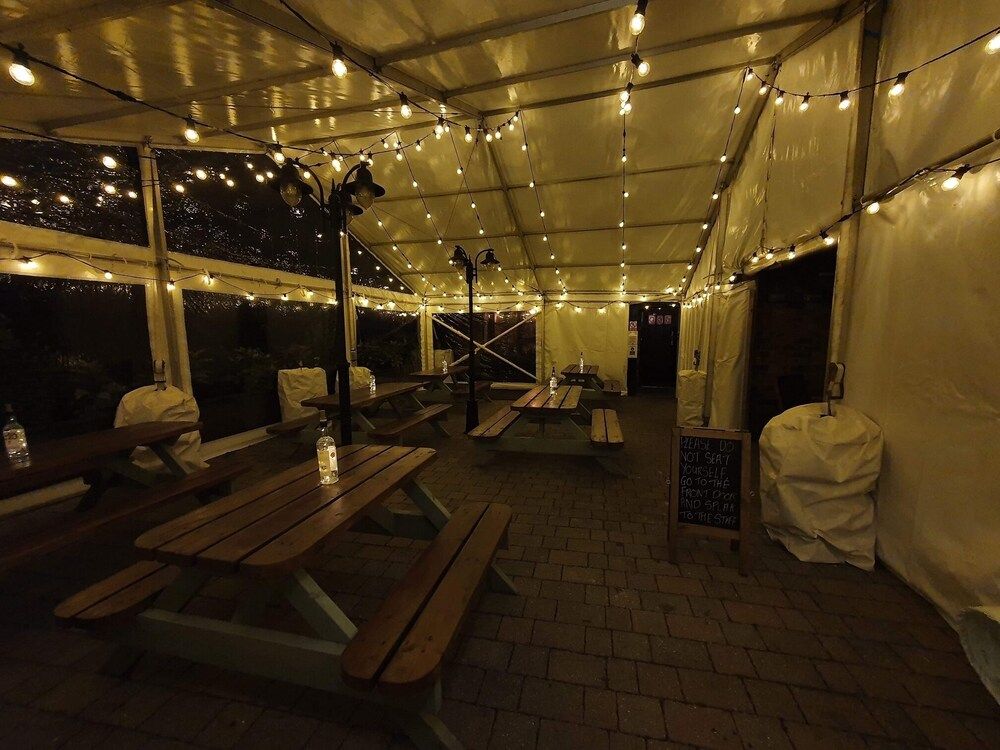 شرفة مرصوفة