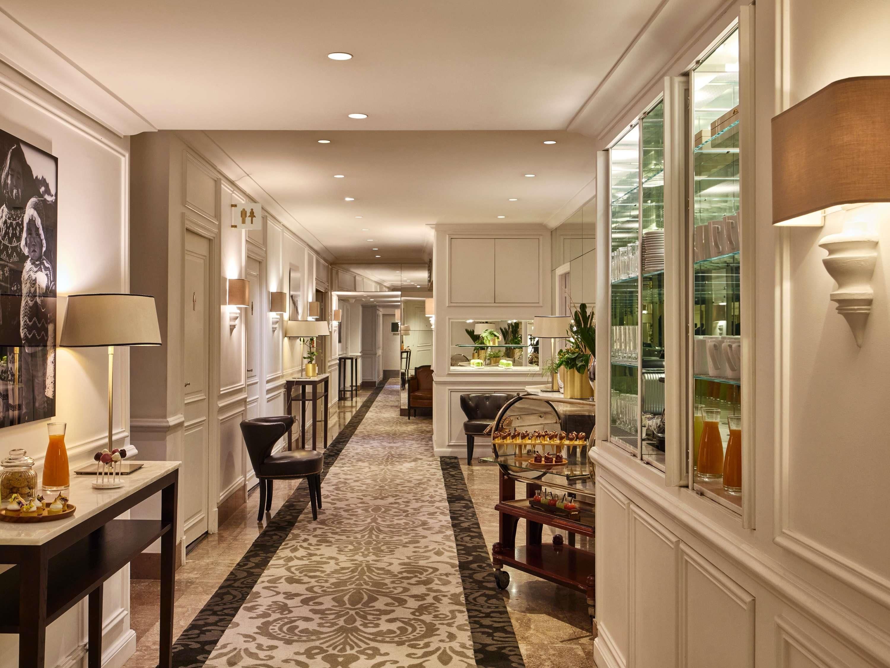 غرفة الاجتماعات