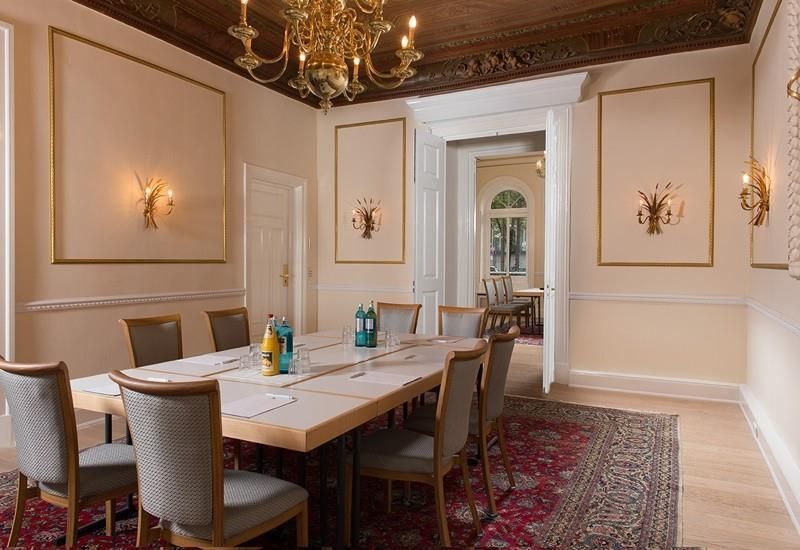 غرفة طعام صورة