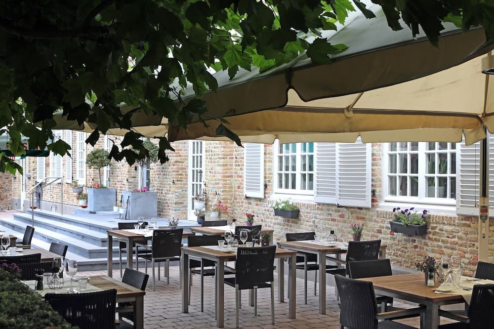 شرفة مرصوفة صورة