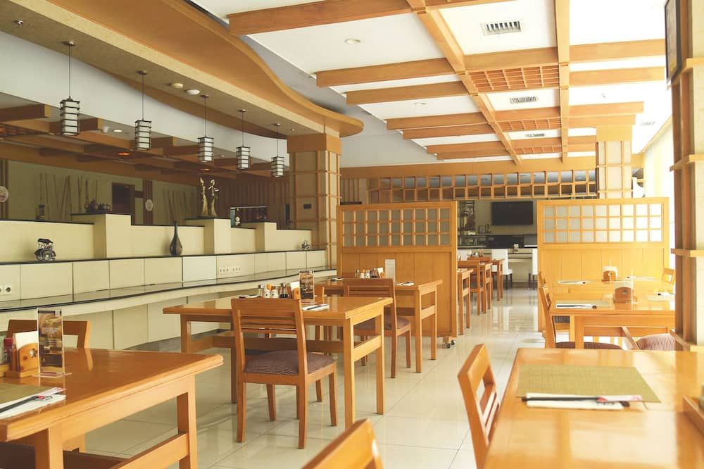 مطعم