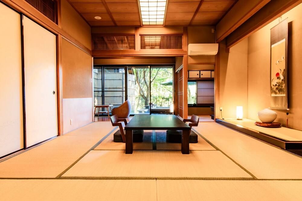 غرفة طعام صورة