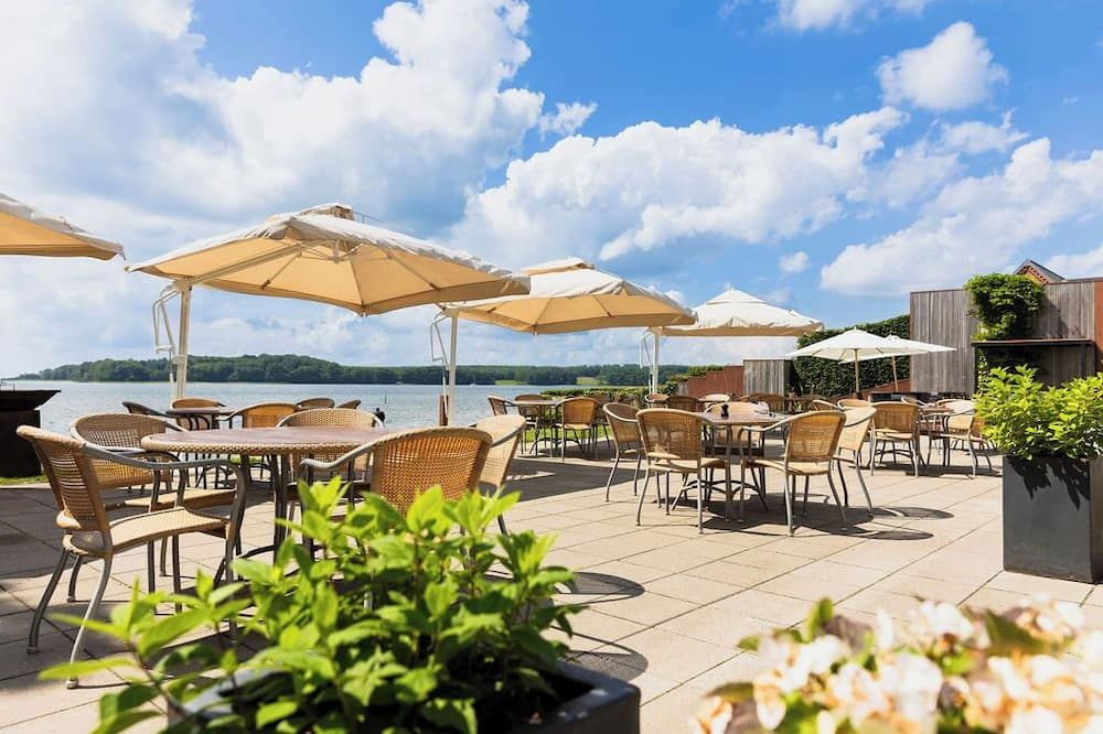 شرفة مرصوفة