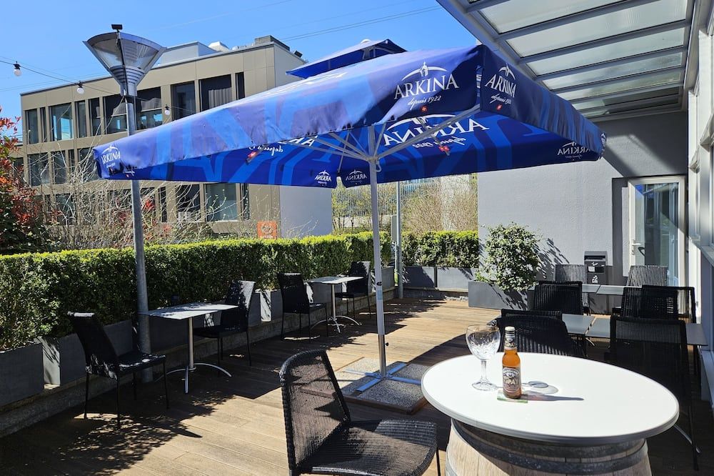 شرفة مرصوفة صورة