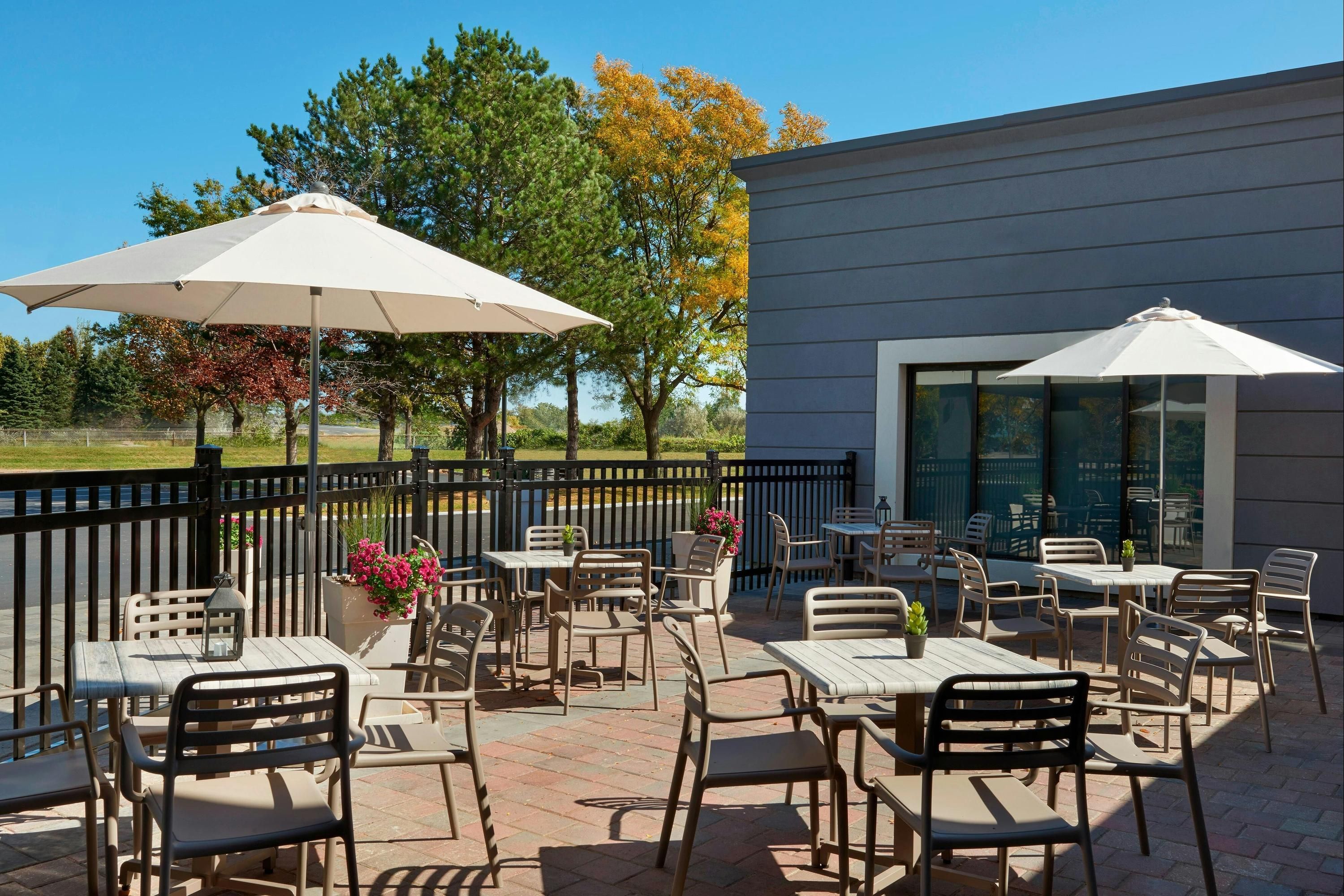 شرفة مرصوفة