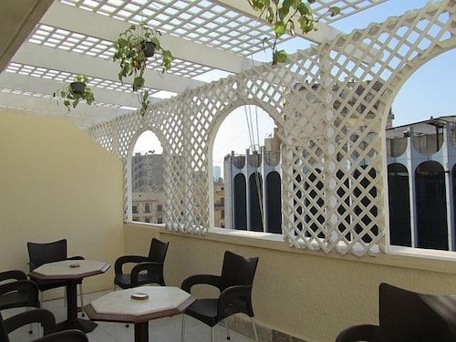 شرفة مرصوفة