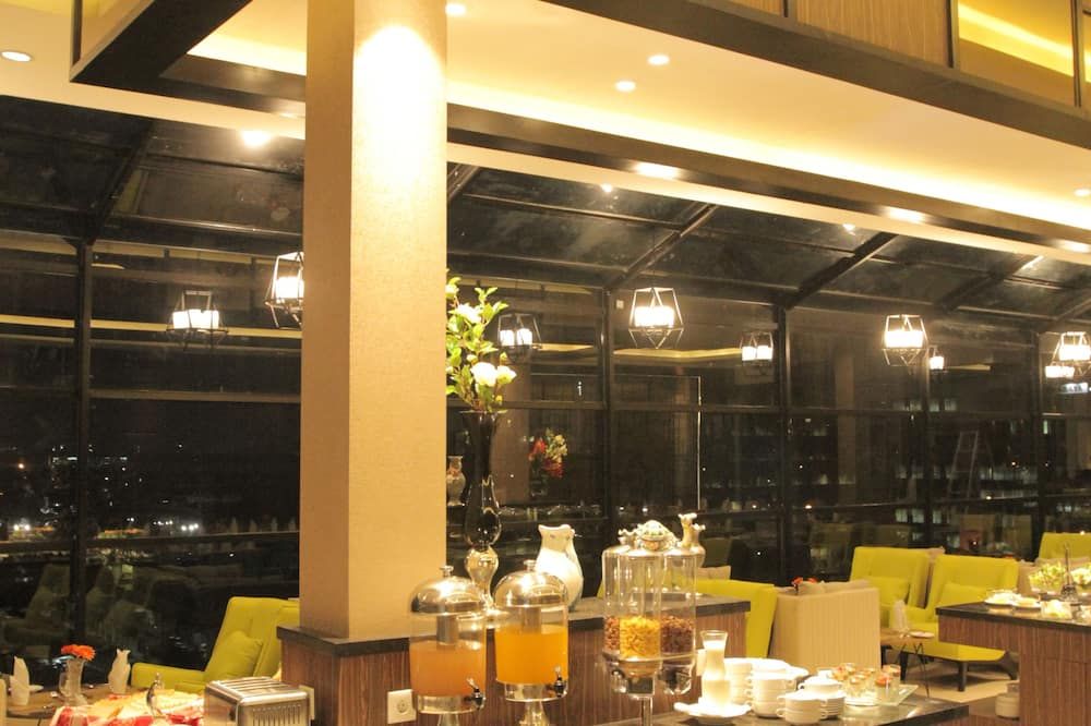 مطعم