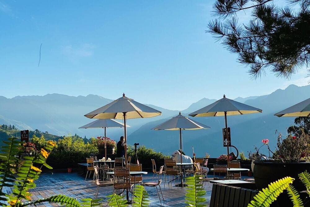 شرفة مرصوفة