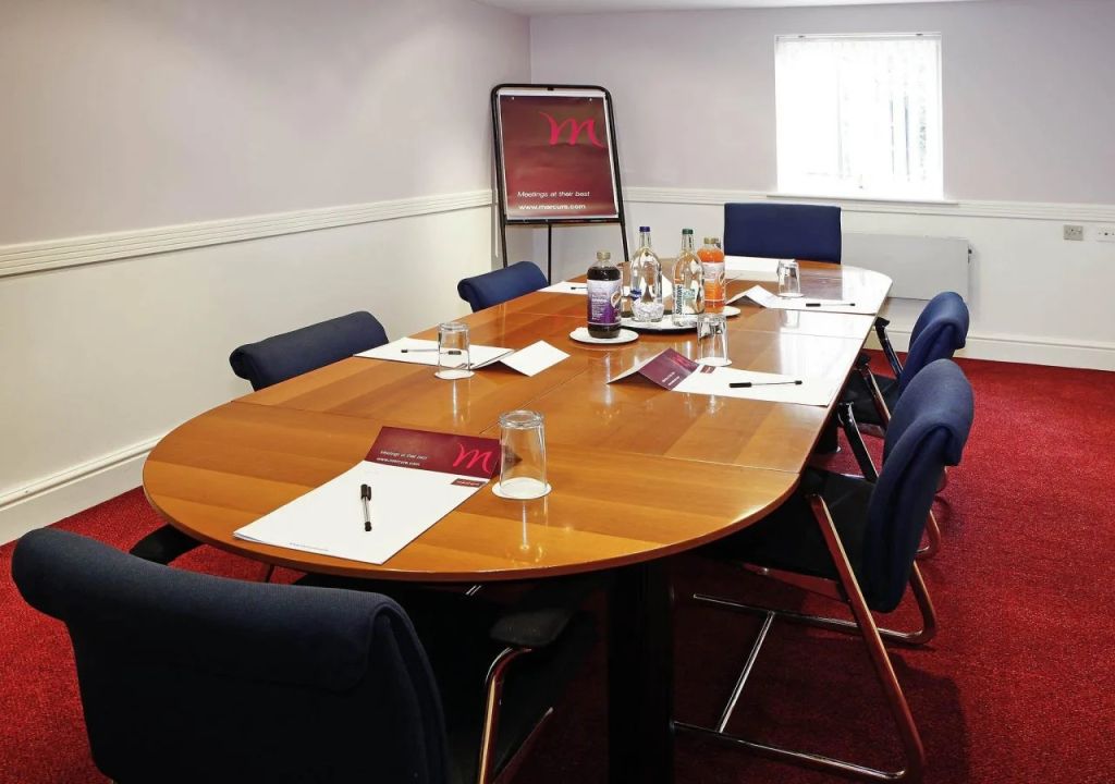 غرفة الاجتماعات