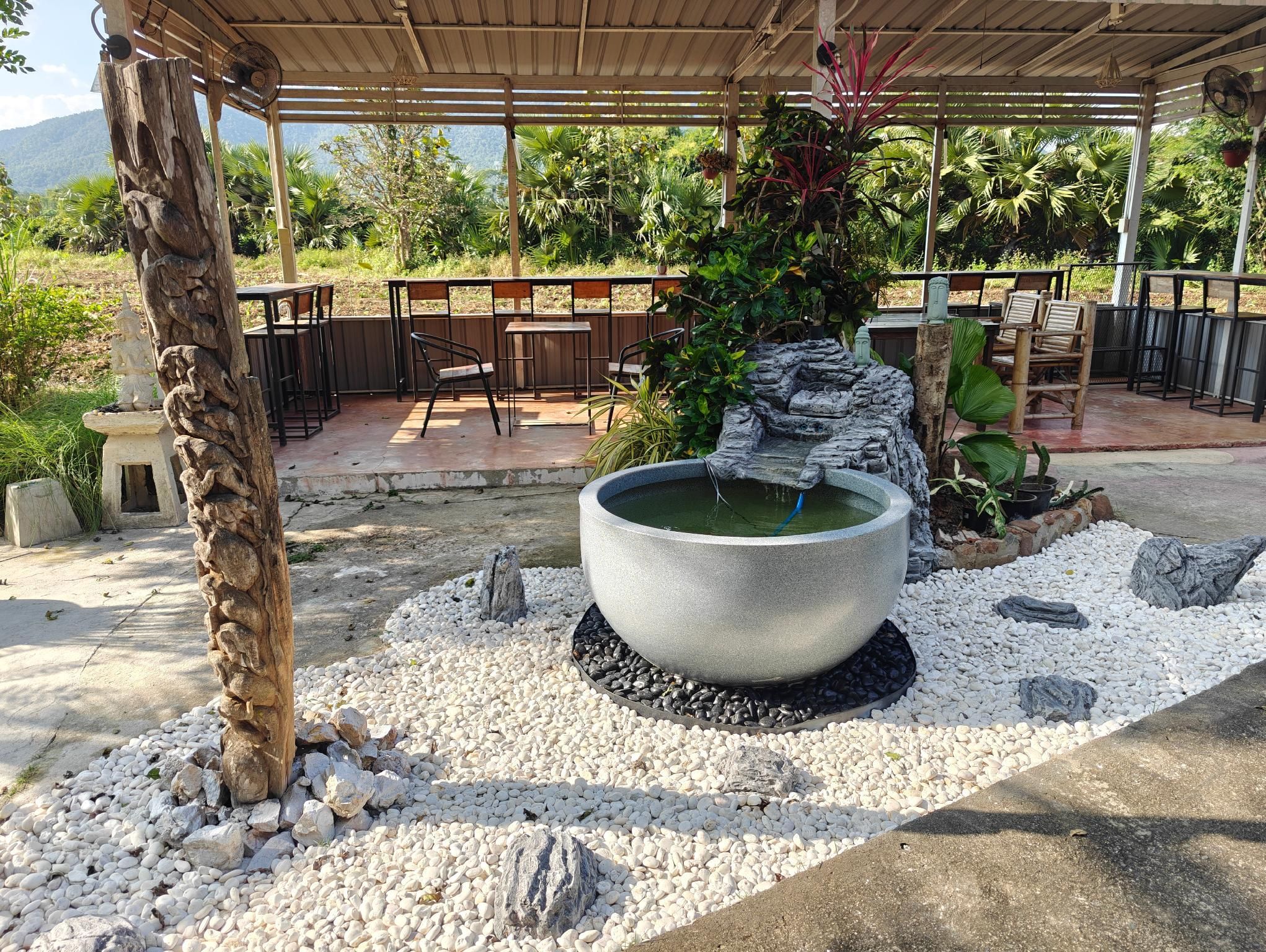 شرفة مرصوفة