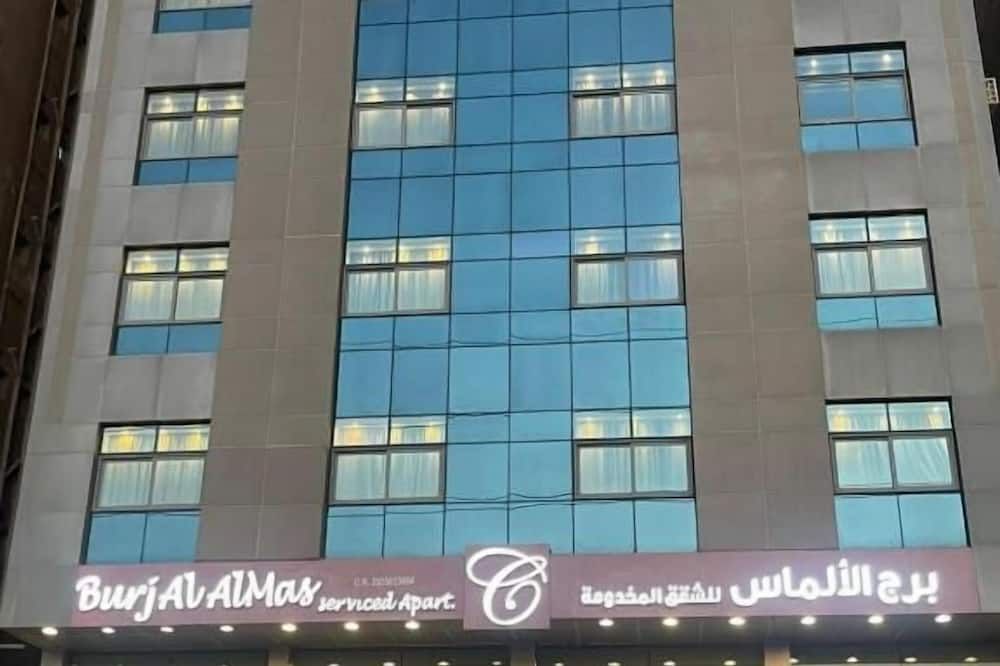 مبنى