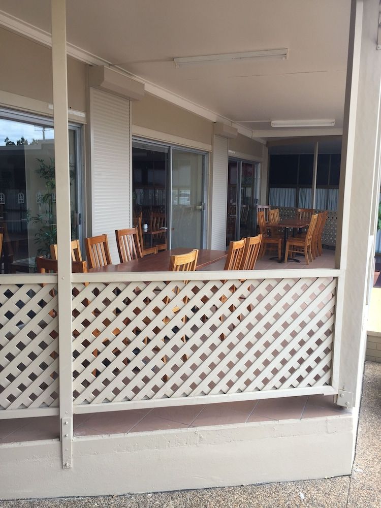 شرفة مرصوفة