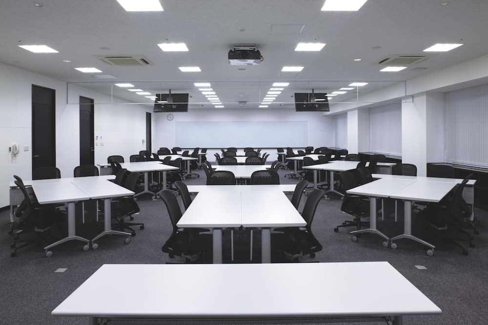 غرفة الاجتماعات