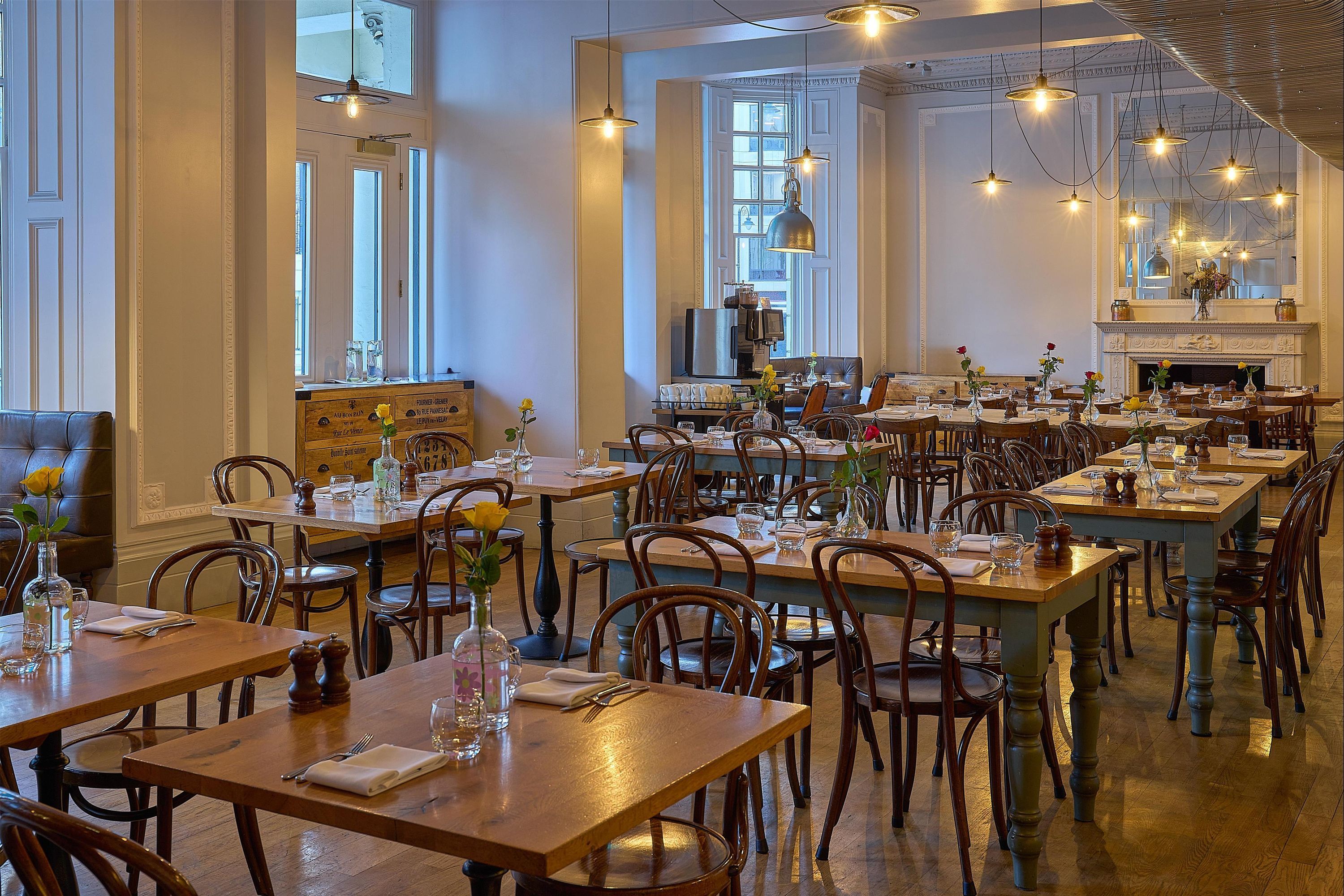 مطعم