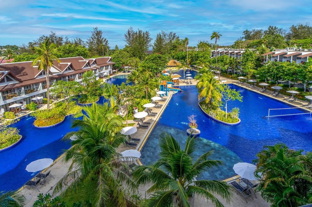 حوض السباحة صورة