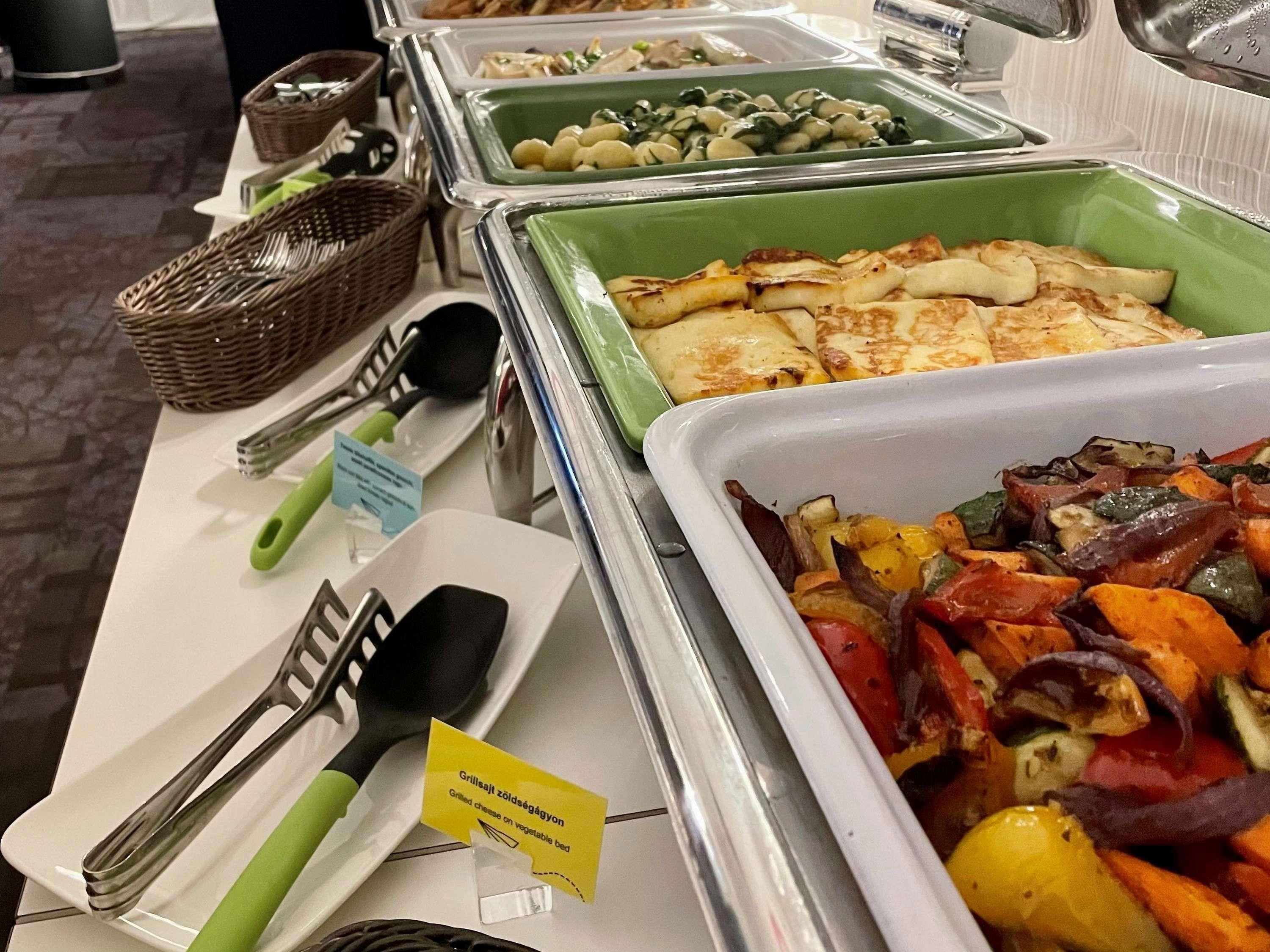 غرفة الاجتماعات