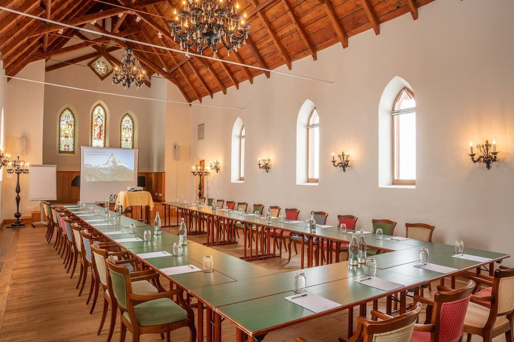 غرفة الاجتماعات