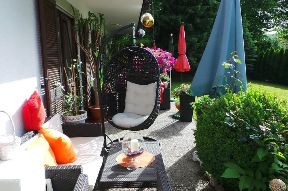 شرفة مرصوفة