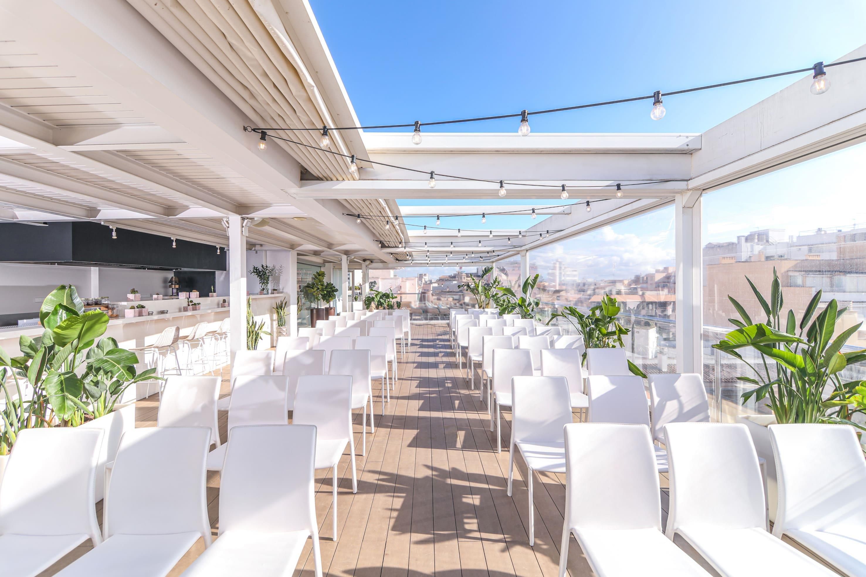 غرفة الاجتماعات