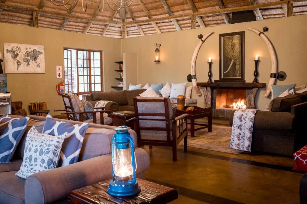 آخر