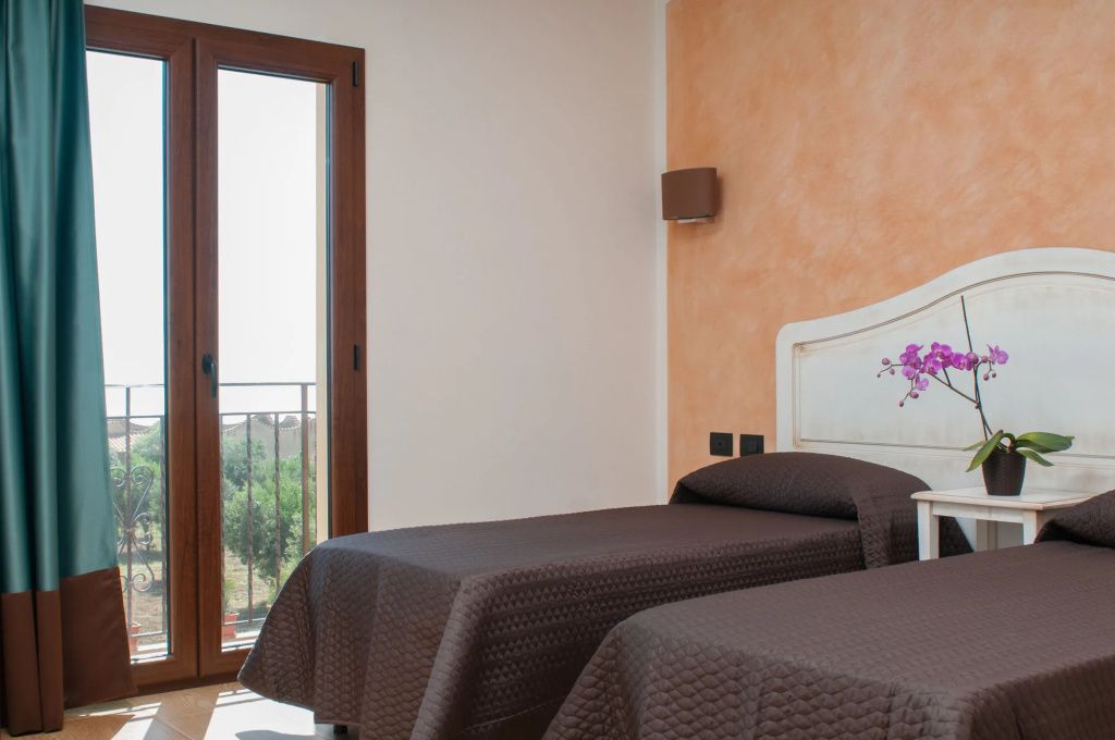 آخر