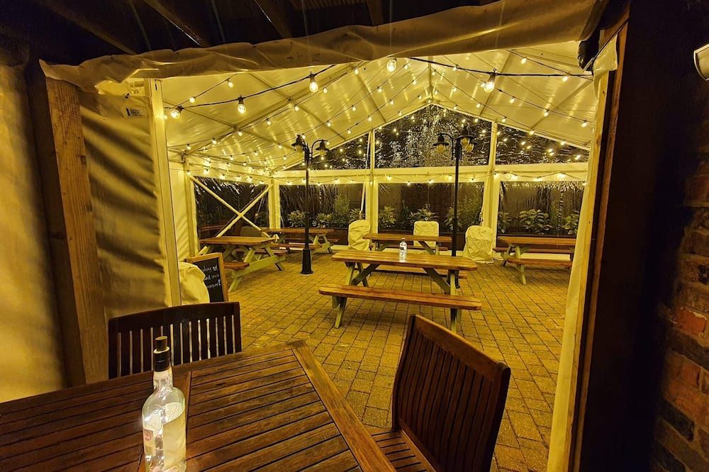 شرفة مرصوفة