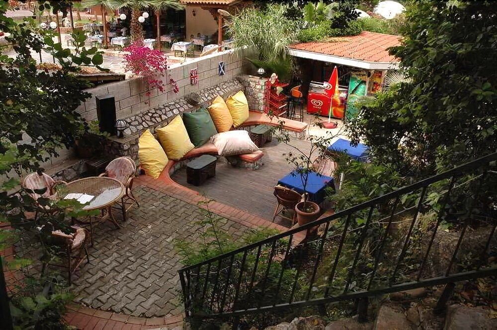 شرفة مرصوفة