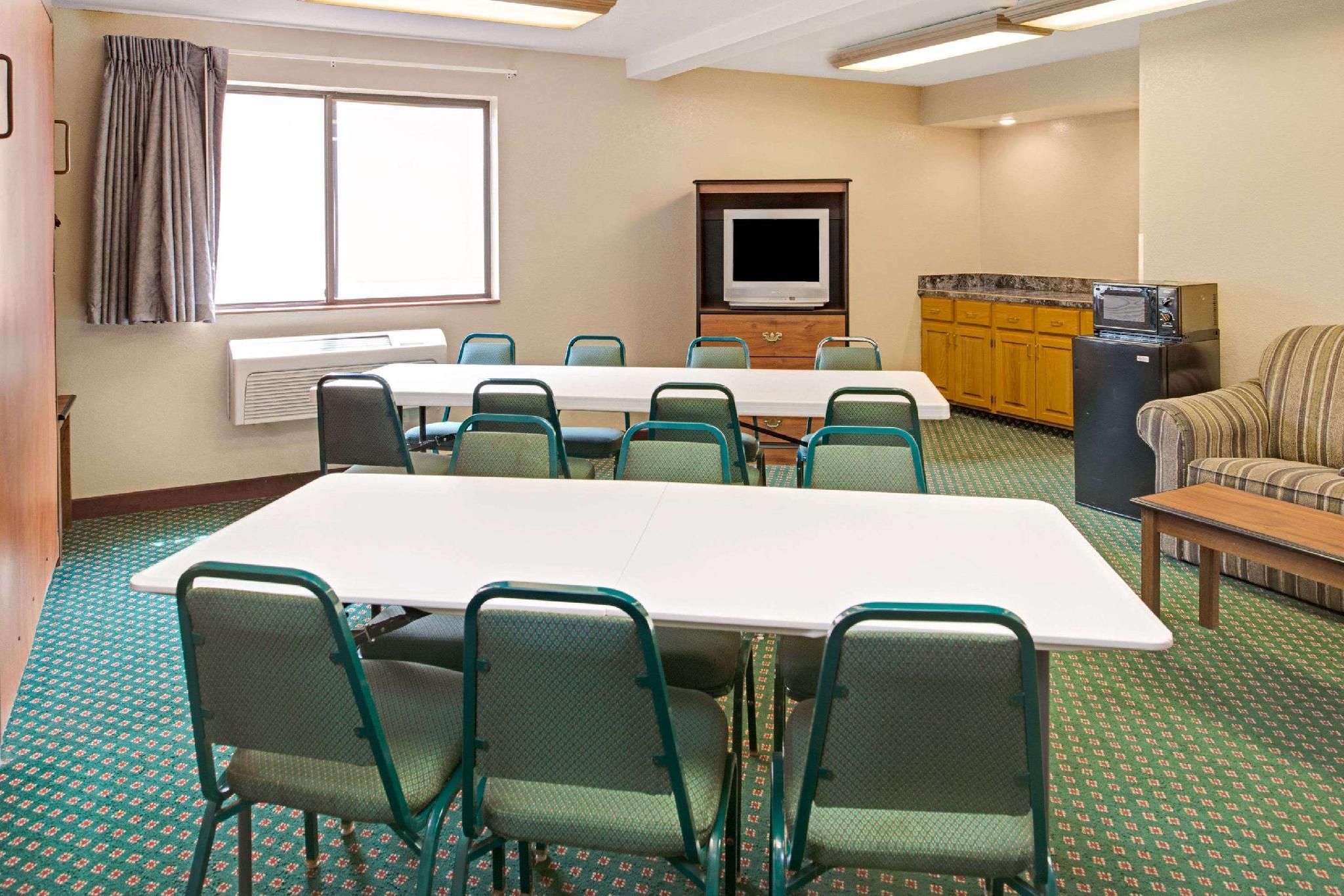 غرفة الاجتماعات