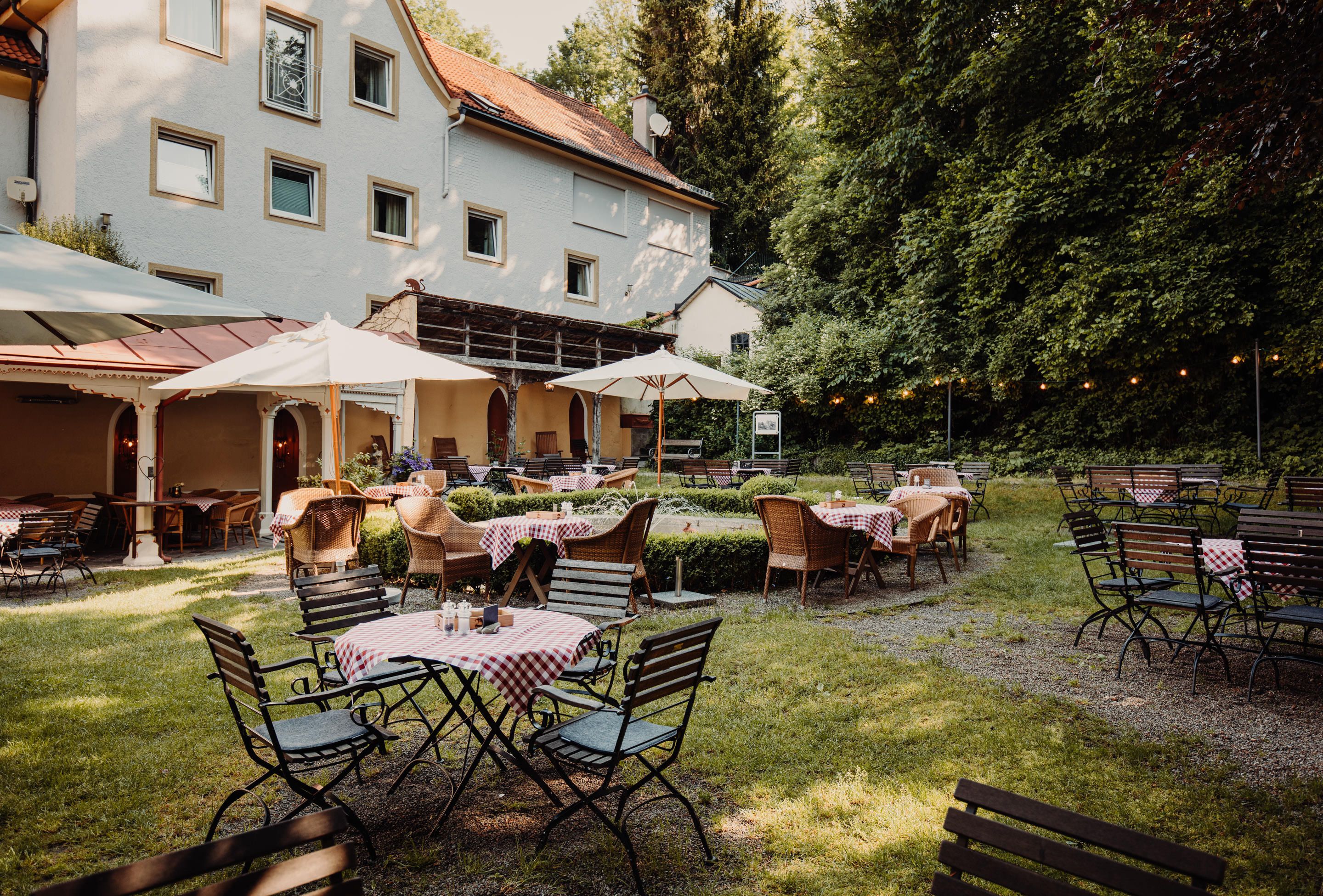 شرفة مرصوفة