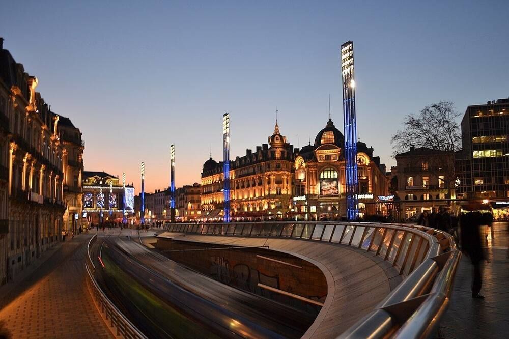 المعالم السياحية