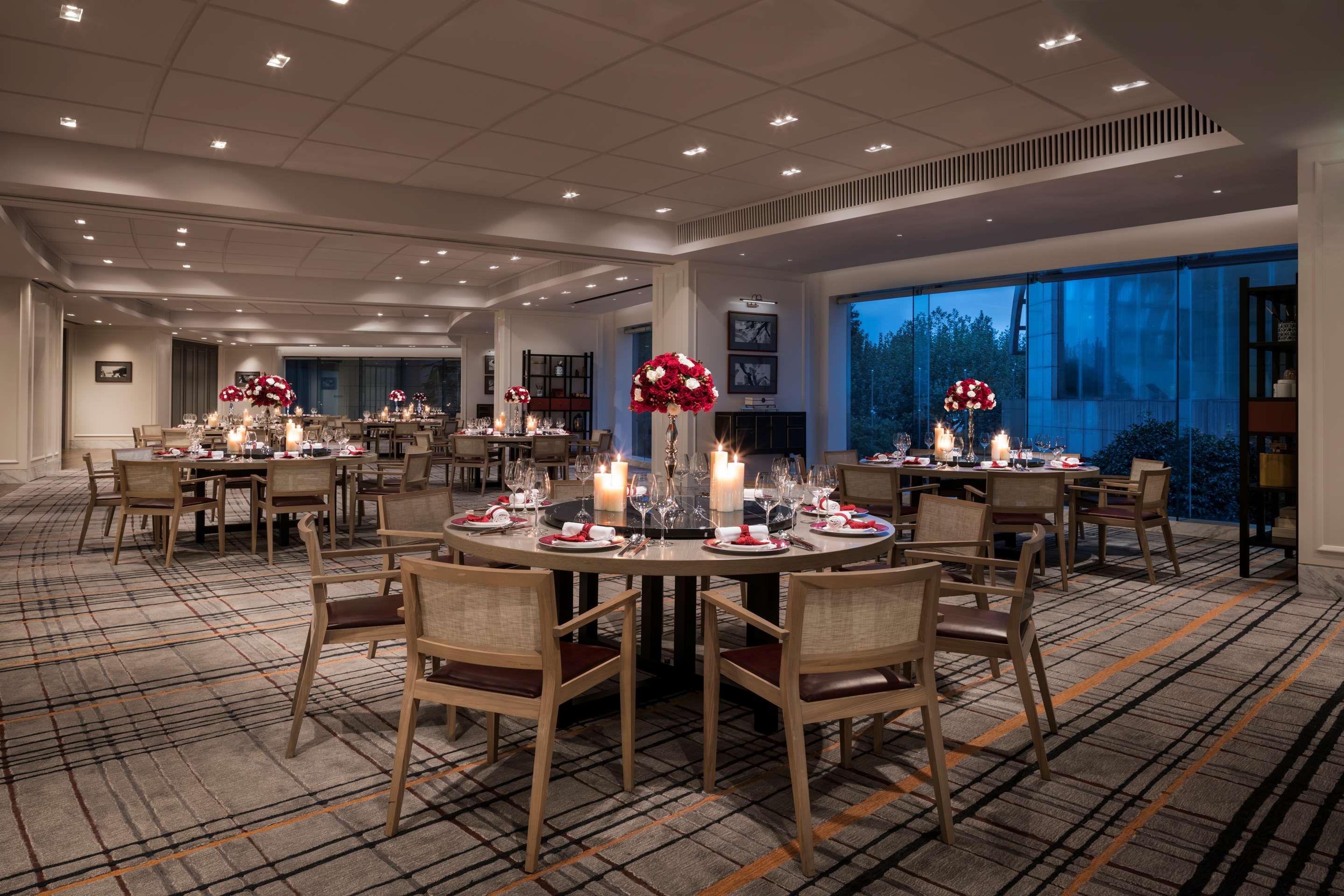 مطعم