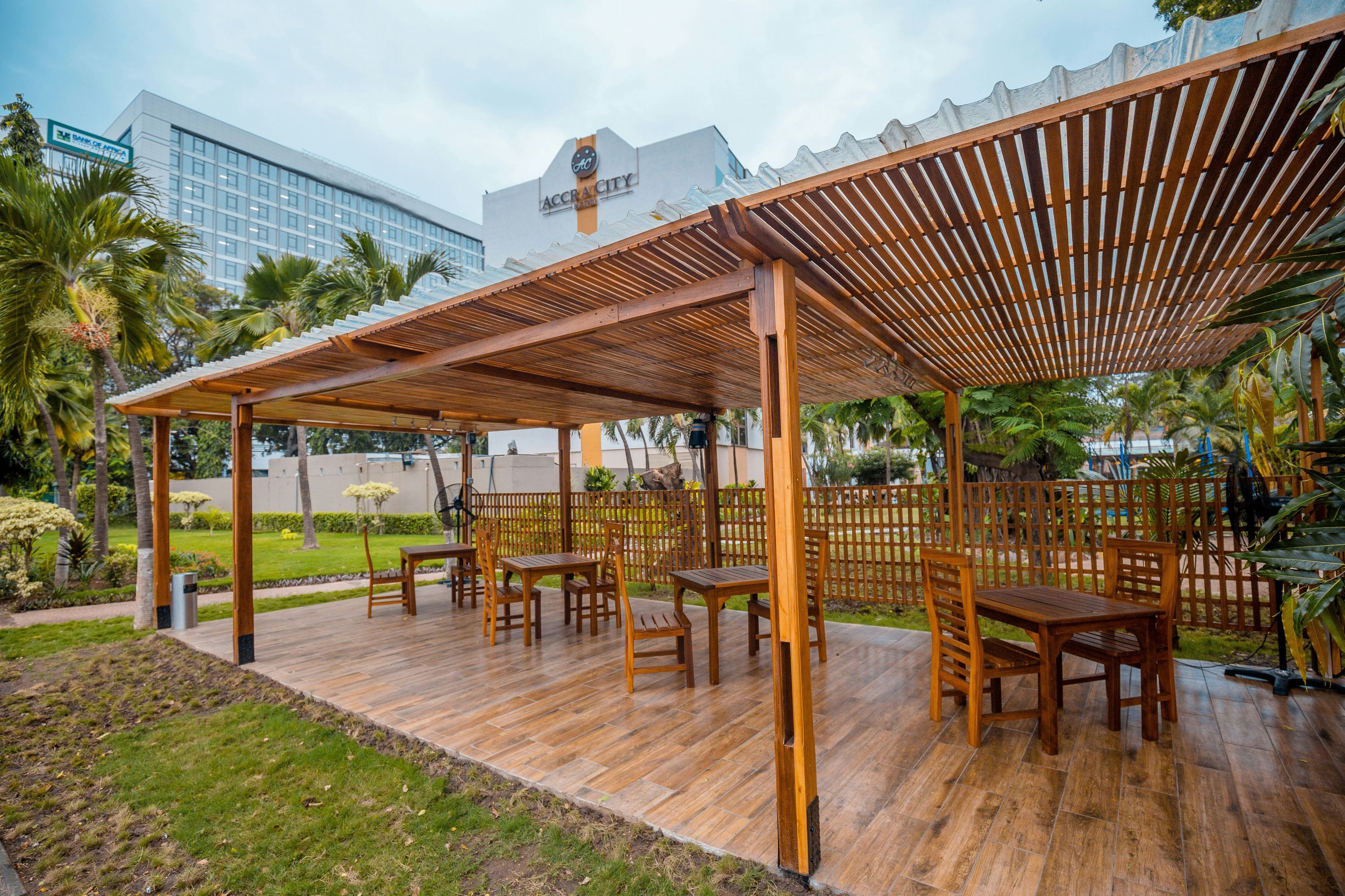 شرفة مرصوفة