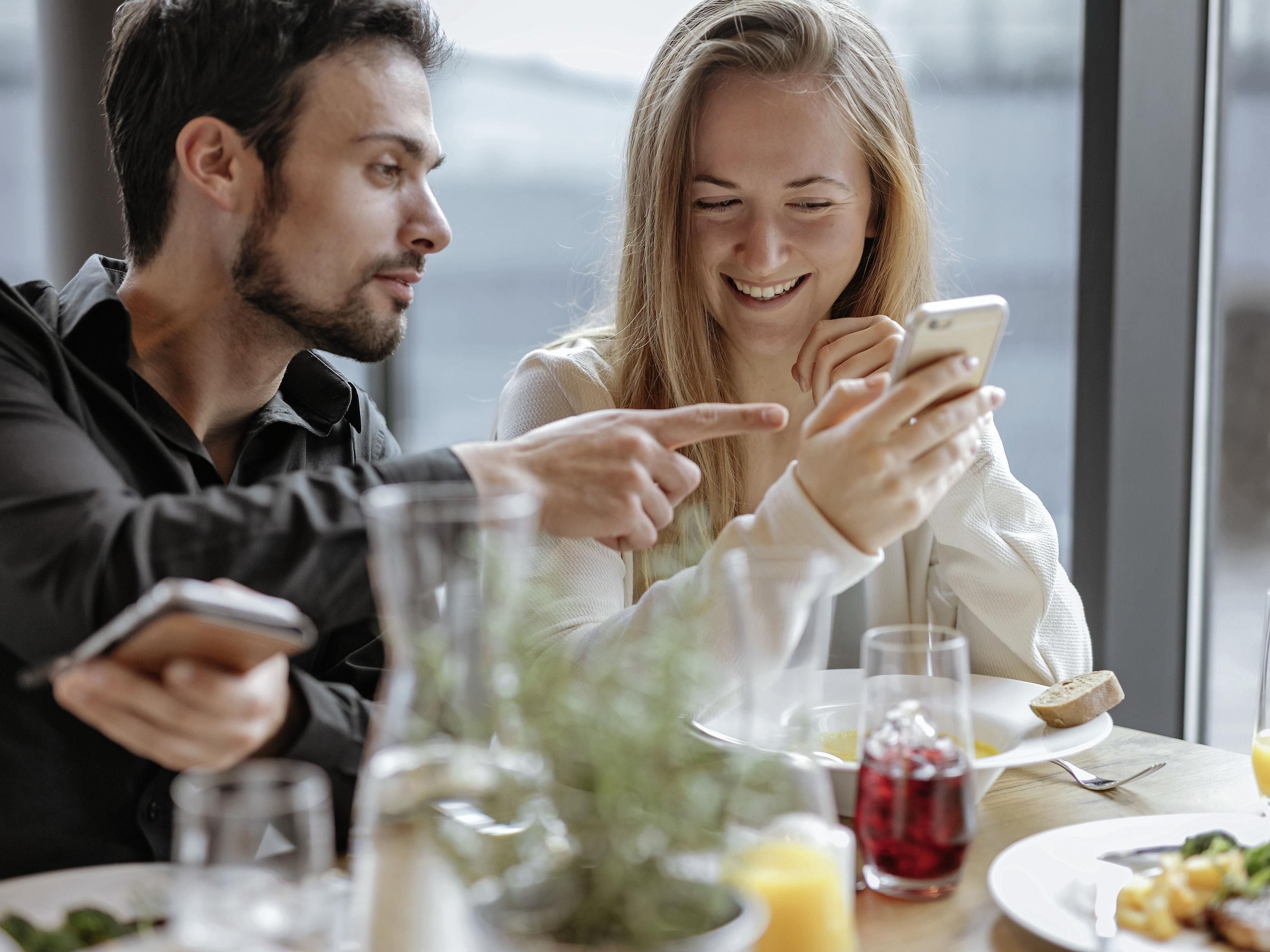 غرفة طعام صورة